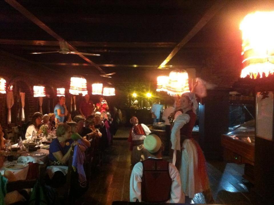 Hotel Restaurant Bujtina E Gjelit Tirana Zewnętrze zdjęcie